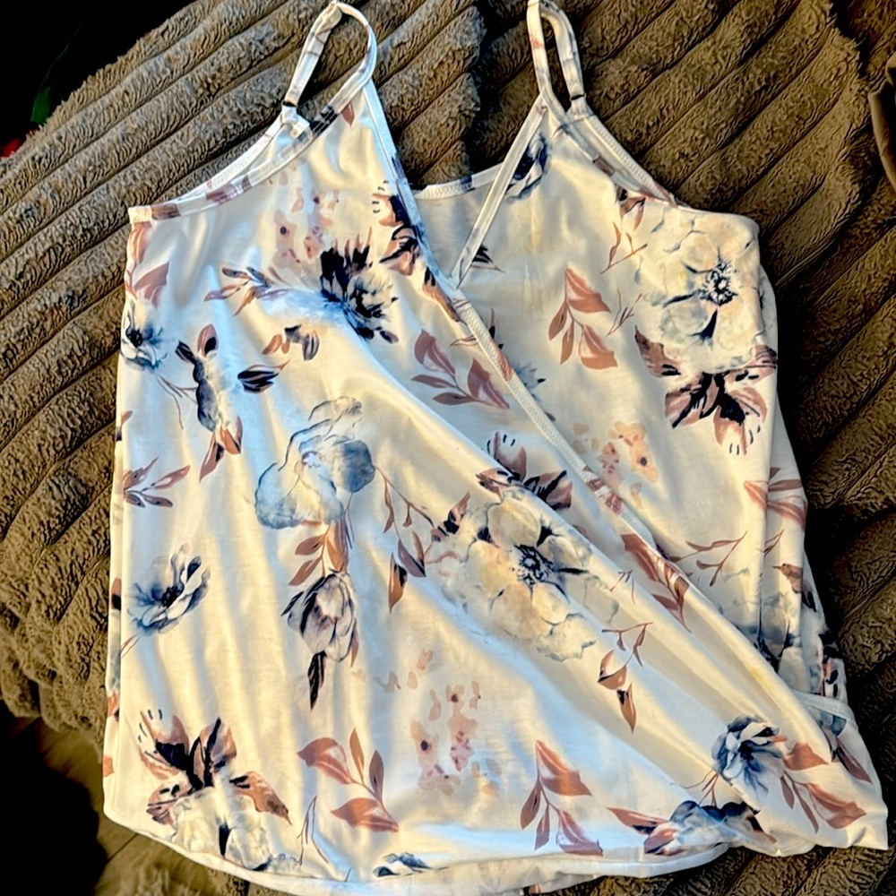 Floral tank